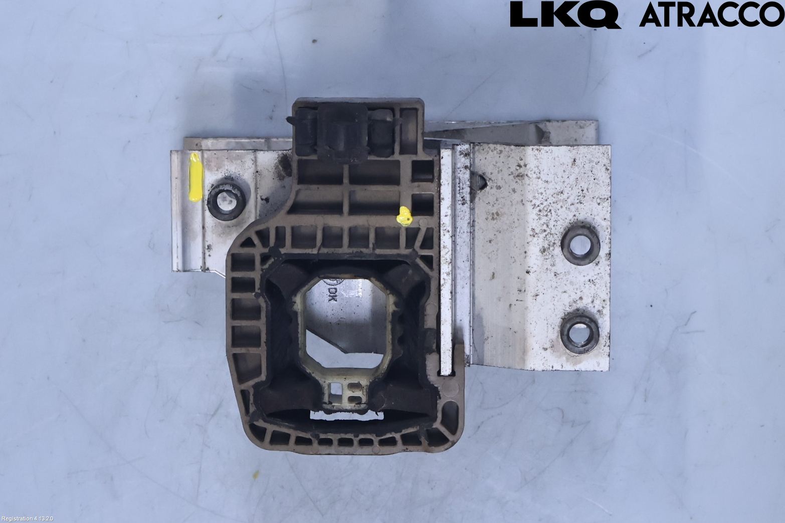 BMW 5 G30/G31/F90 17-23 Kylarfäste-Ram-Balk