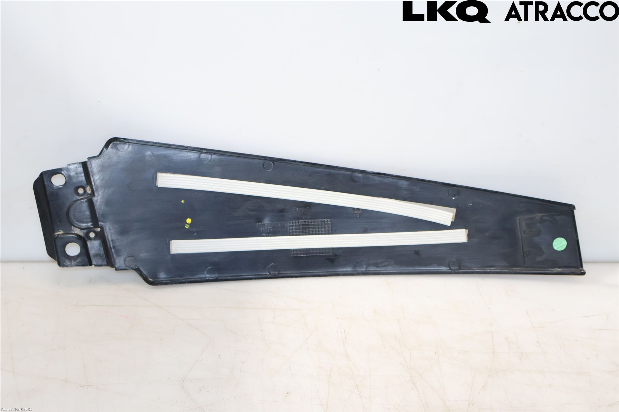 Maserati QUATTROPORTE Inr Plastd A-B-C Stolpe