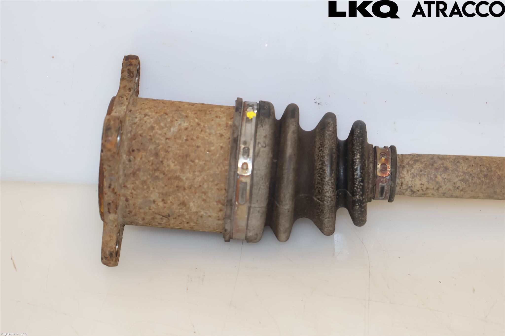 Toyota YARIS CROSS XP21 21- Drivaxel Bak Vänster