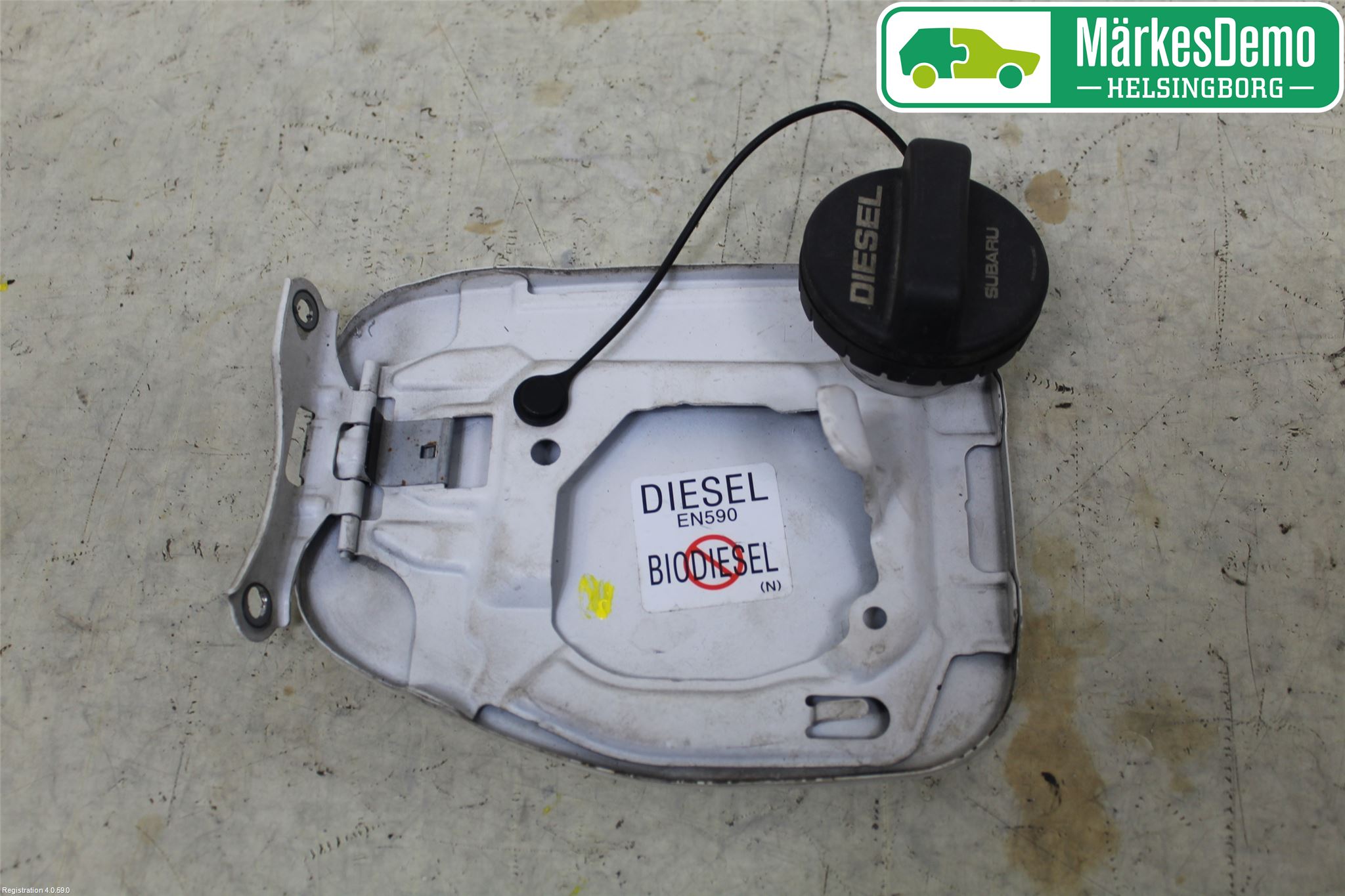 Subaru LEGACY 10-14 Tanklucka