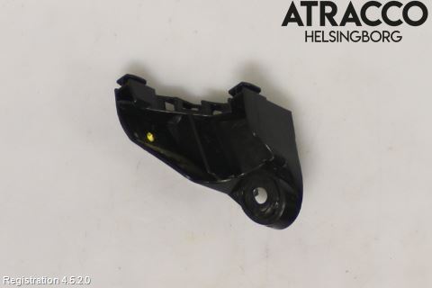 Toyota C-HR 16-23 Stötfångarfäste Bak Hö