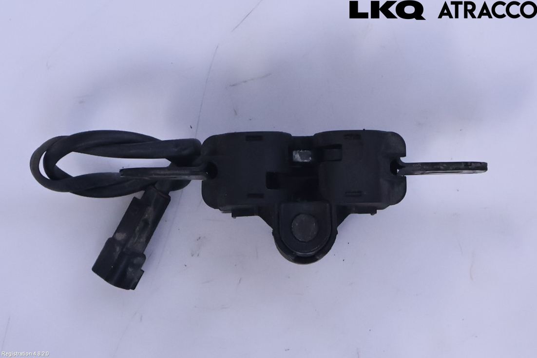 Volvo V40 12-19 Huvlås