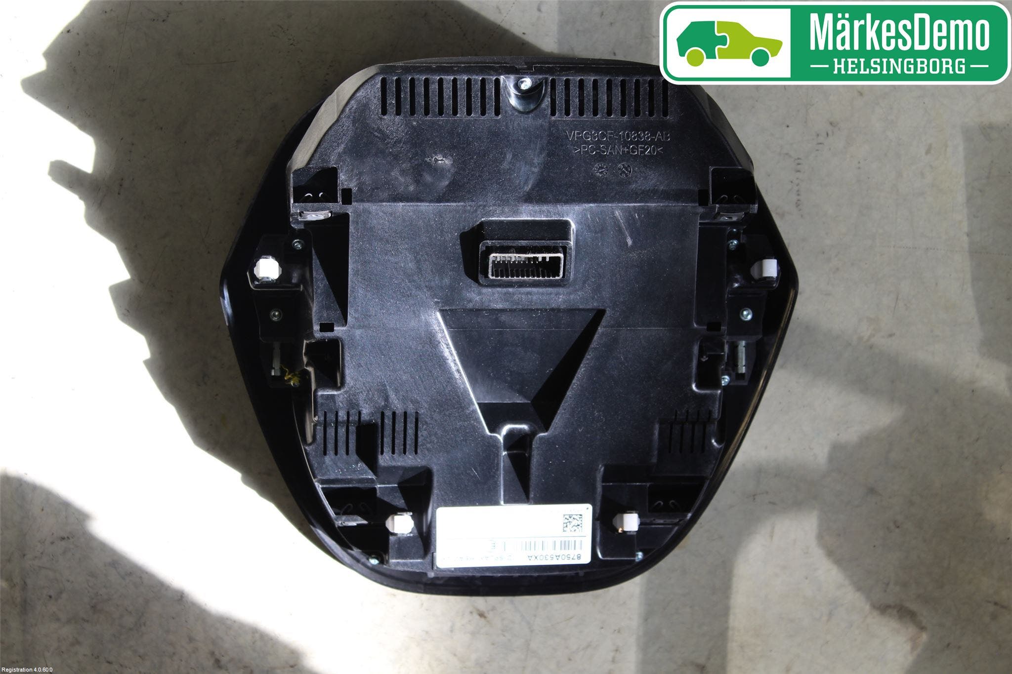 Mitsubishi ECLIPS CROSS Bildskärm