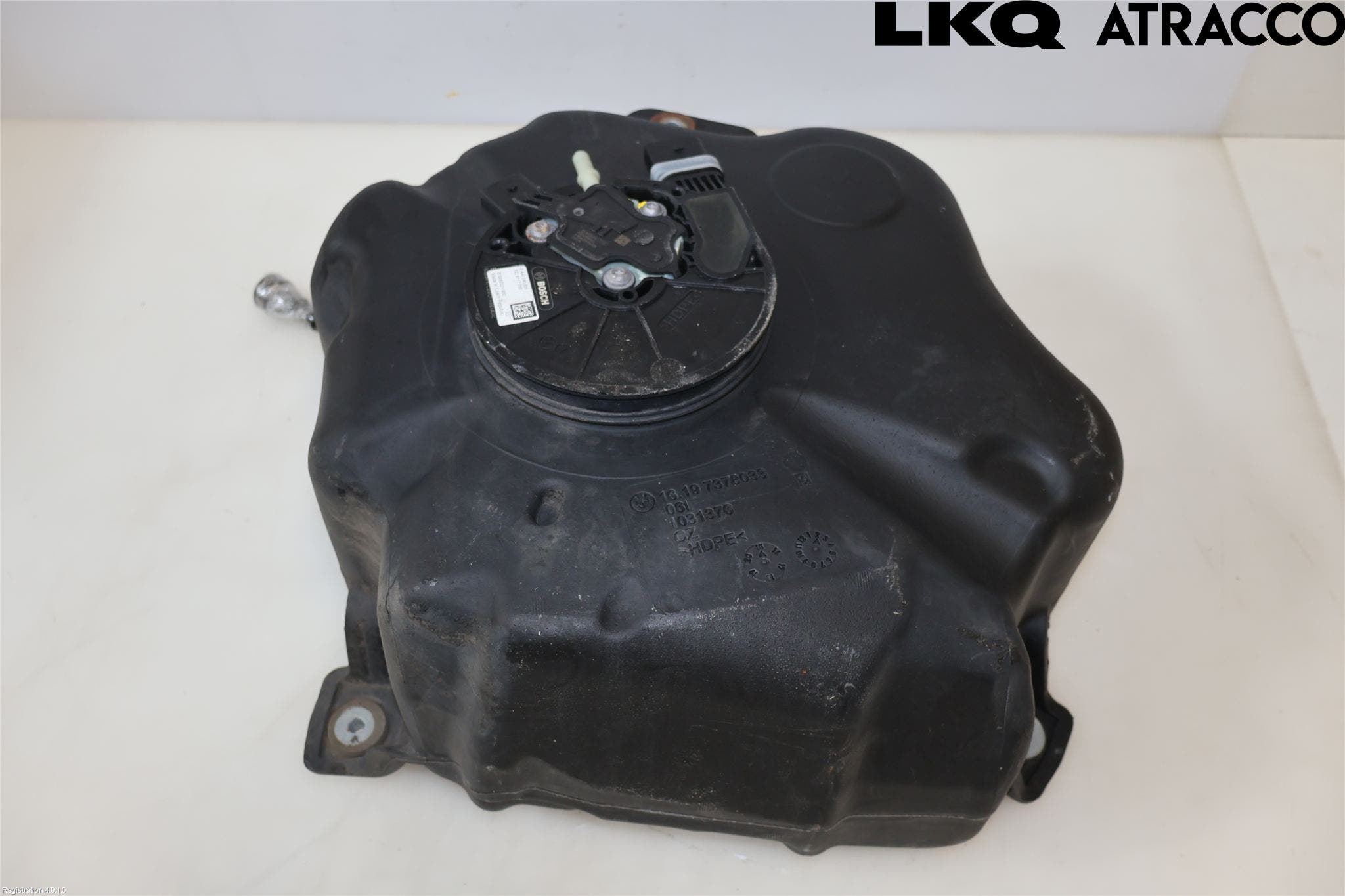 BMW 7 G11/G12 15-22 Adblue Tank