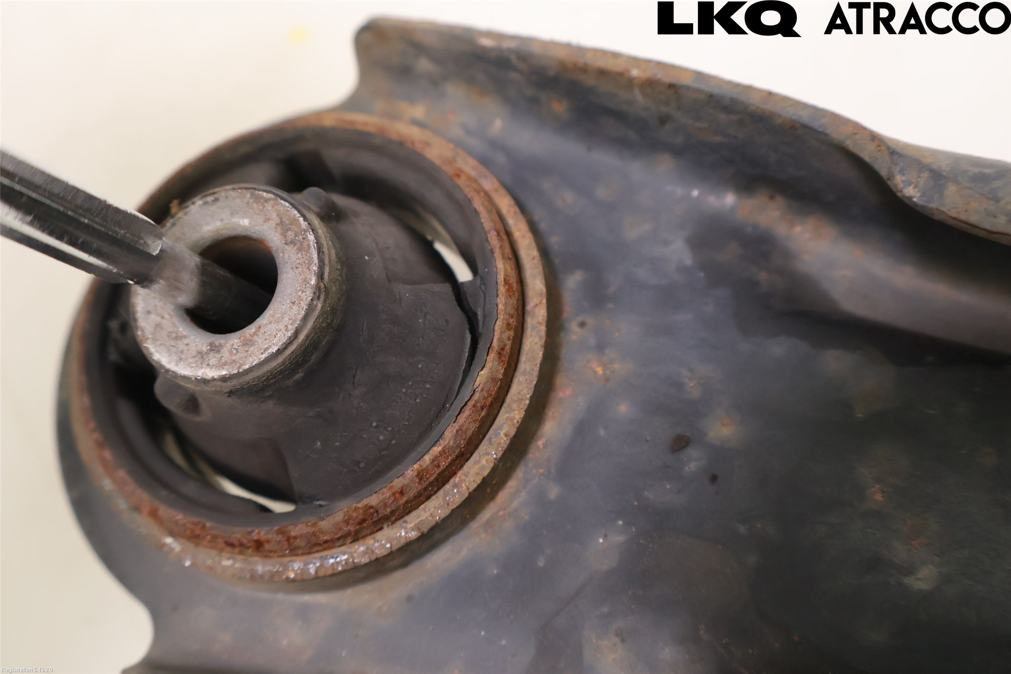Nissan QASHQAI 10-14 Bärarm Fram Undre Hö