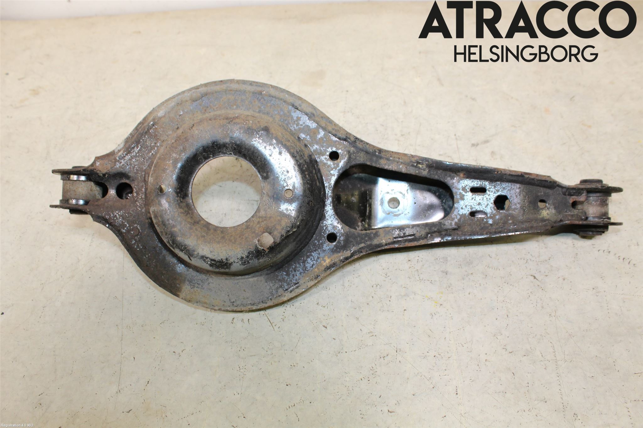 Ford FOCUS 15-18 Bärarm Bak Höger