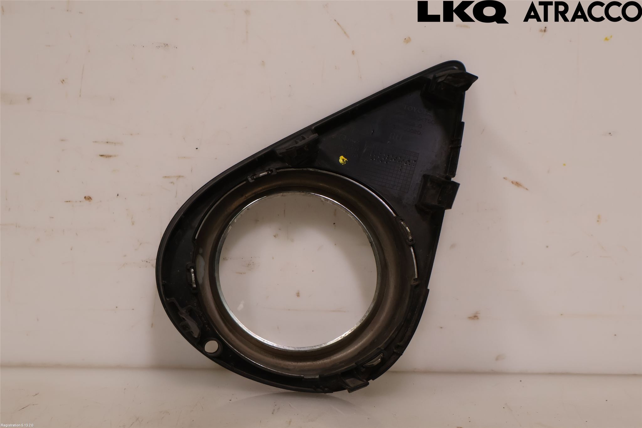 Toyota YARIS XP130 12-14 Dimljussarg Fram