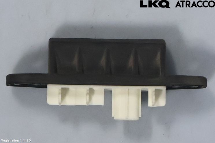 Toyota YARIS XP21 20- Bakluckehandtag