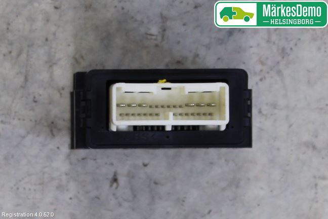 Toyota RAV4 13-18 Relä Torkarmotor