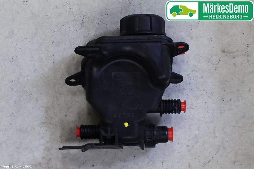 BMW 6 F12/F13 10-18 Expansionstank