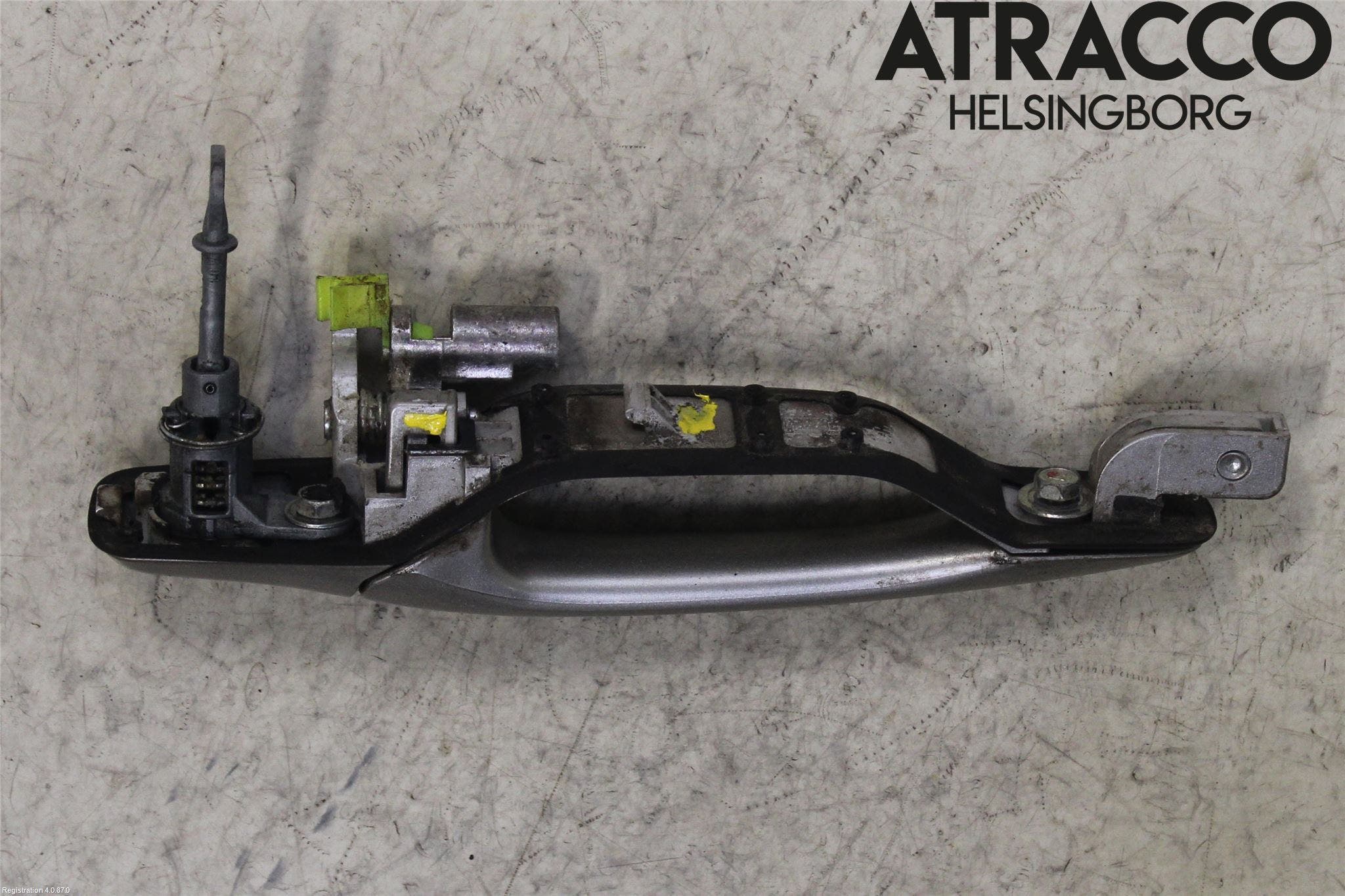 Mitsubishi GRANDIS Dörrhandtag Yttre Vä