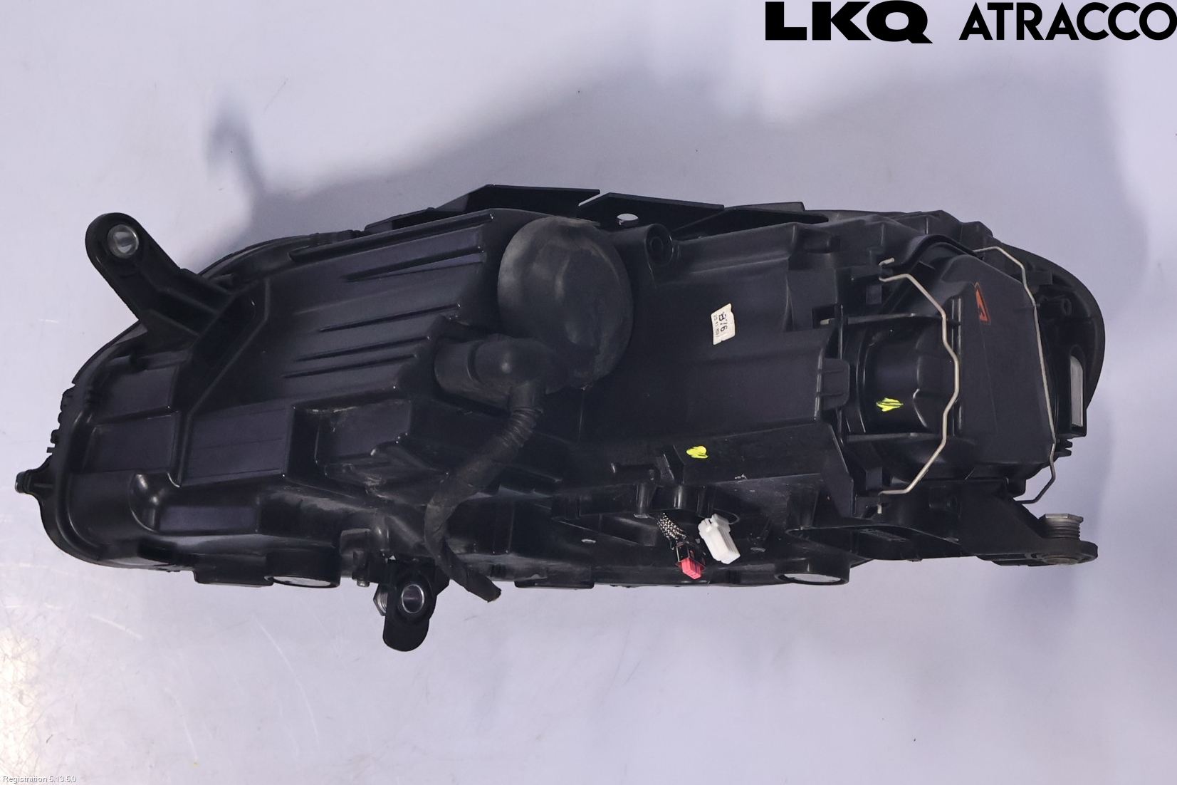 Volkswagen VW PASSAT 11-14 Strålkastare Höger