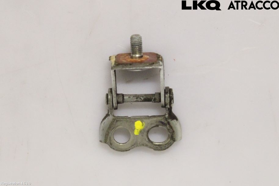 Toyota YARIS XP130 15-20 Bakluckegångjärn Hö