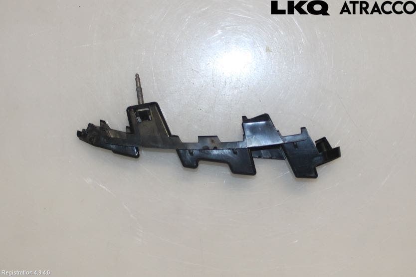 Mercedes-Benz MB C-KLASS (W205) 14-21 Stötfångarfäste Bak Vä