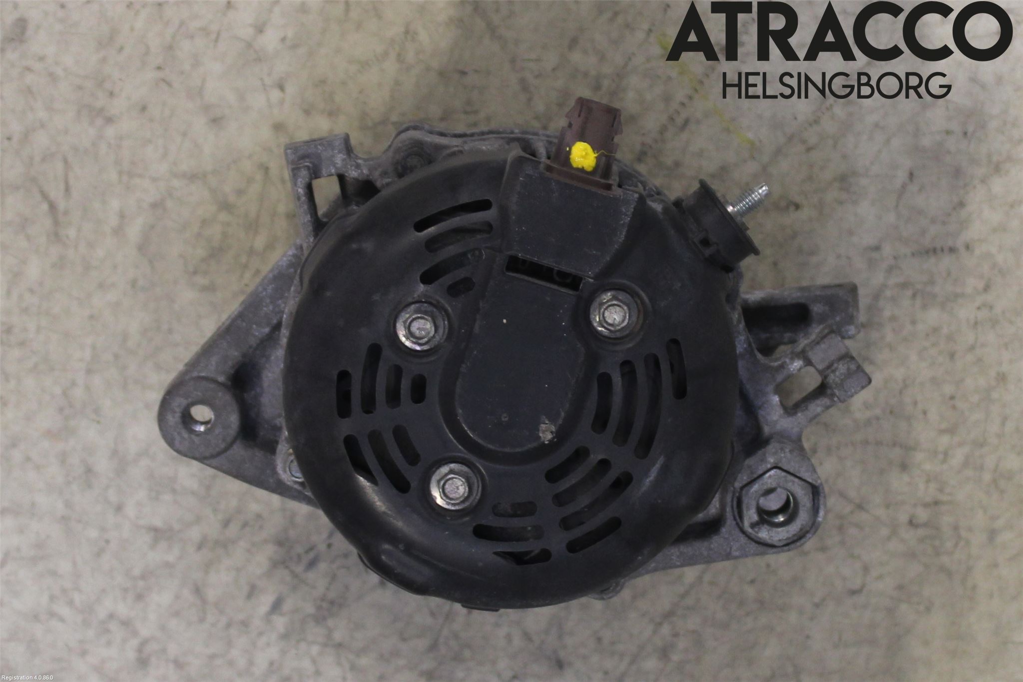 Toyota YARIS XP130 12-14 Generator