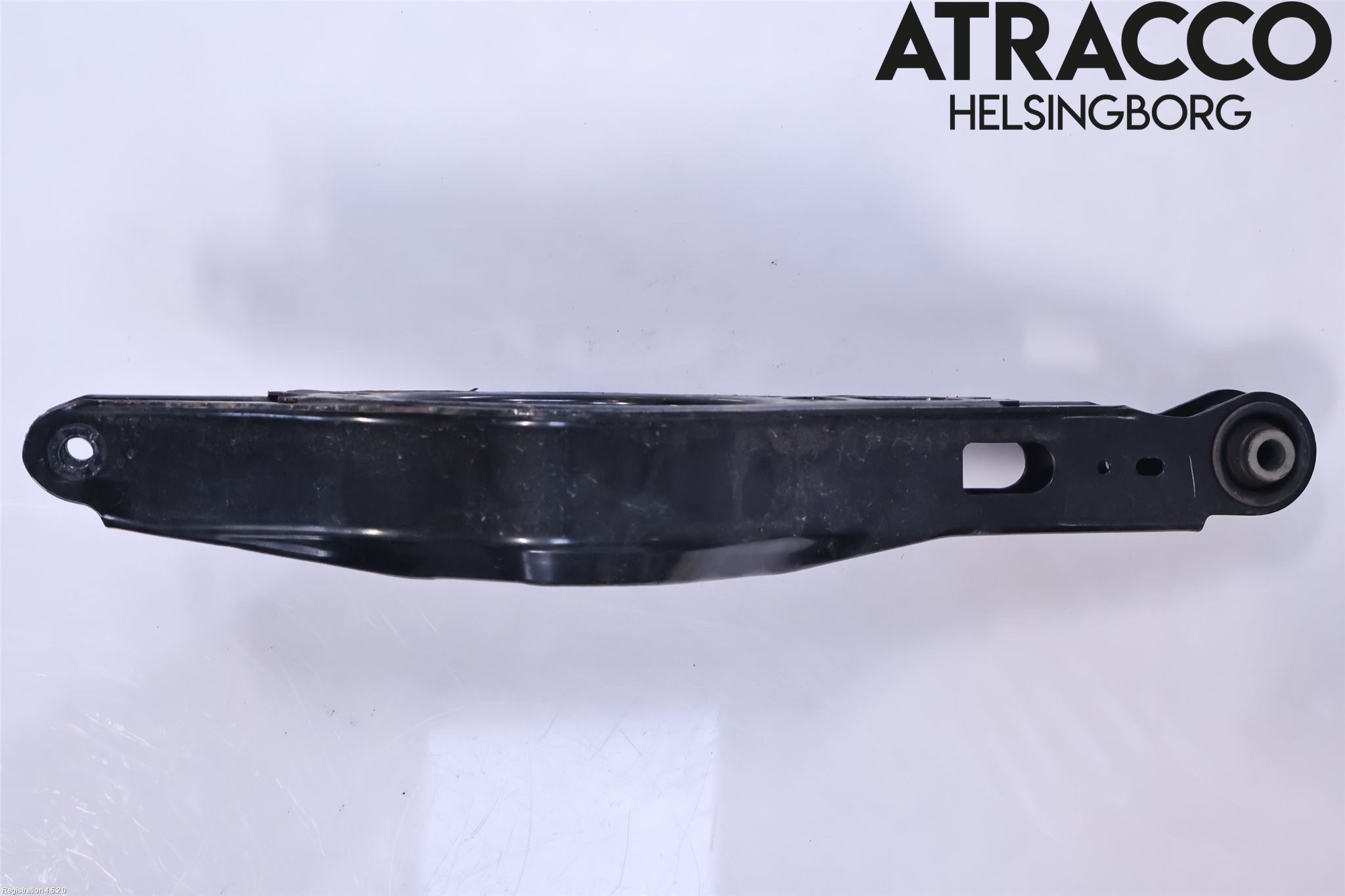 Toyota COROLLA CROSS XG10 22- Bärarm Bak Höger