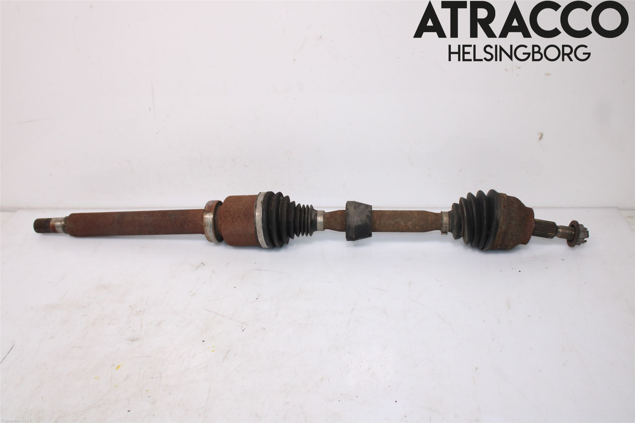 Ford FOCUS 11-14 Drivaxel Fram Höger
