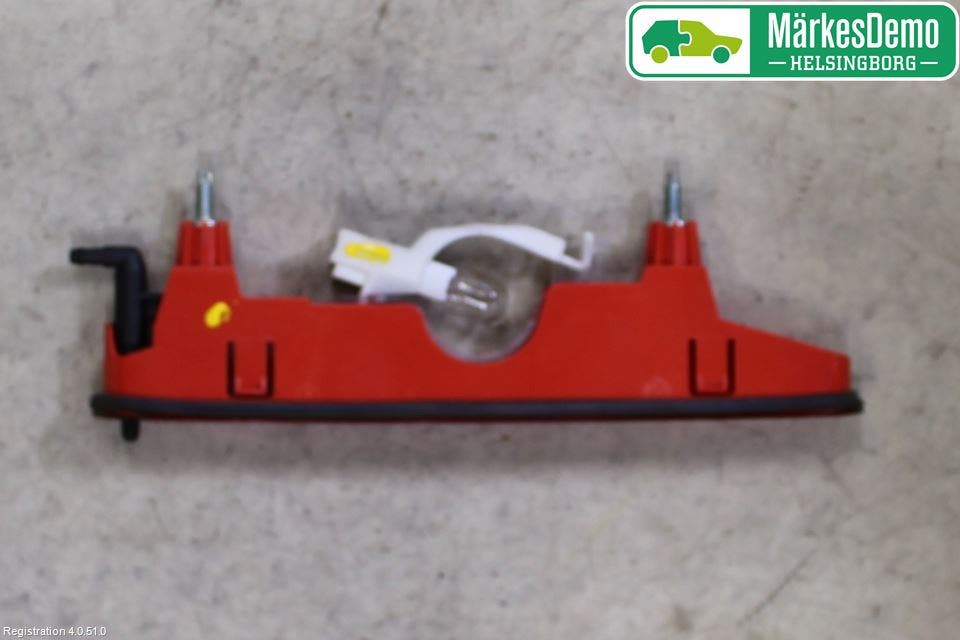 Peugeot PARTNER 16-18 Bromsljus Bakruta