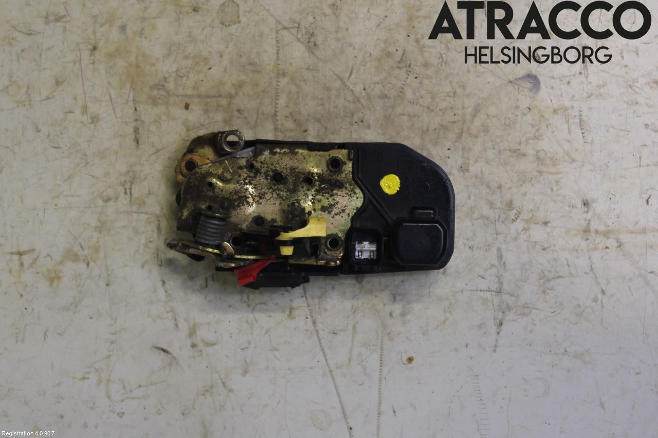 Dodge MAGNUM Centrallåsmotor Höger