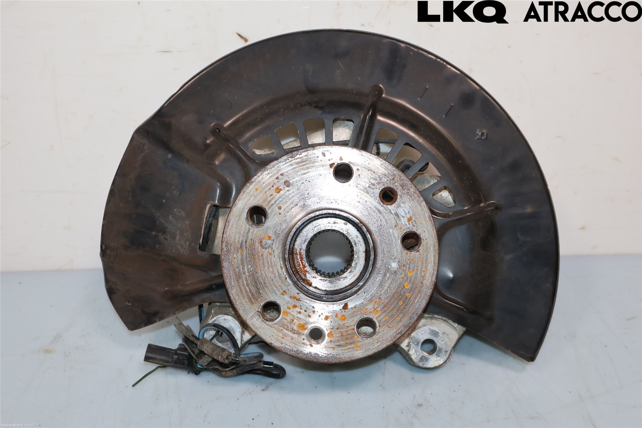 Toyota bZ4X EA10 22- Styrspindel Lagerhus Hö