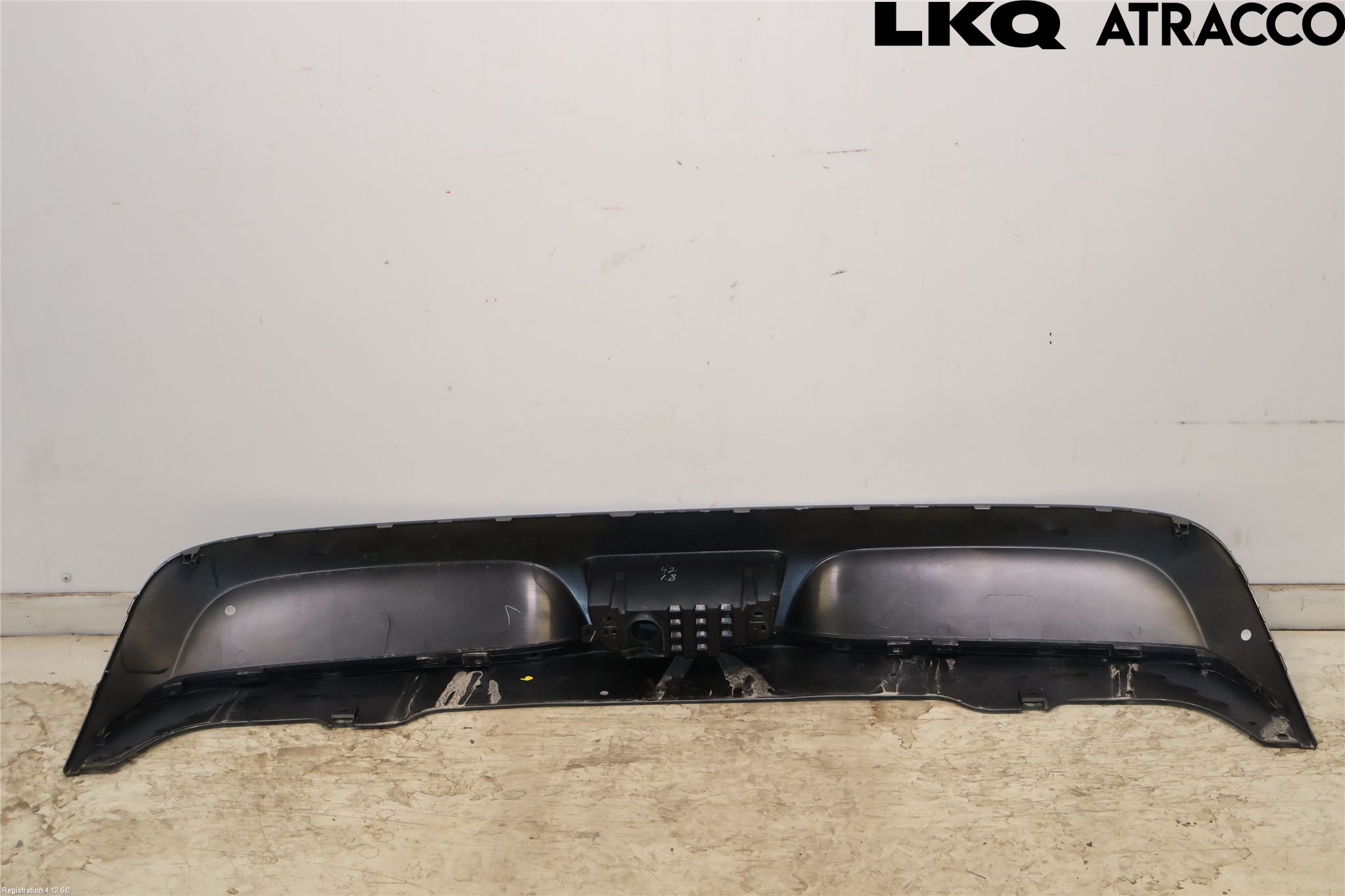 Suzuki VITARA 15- Spoiler Bak