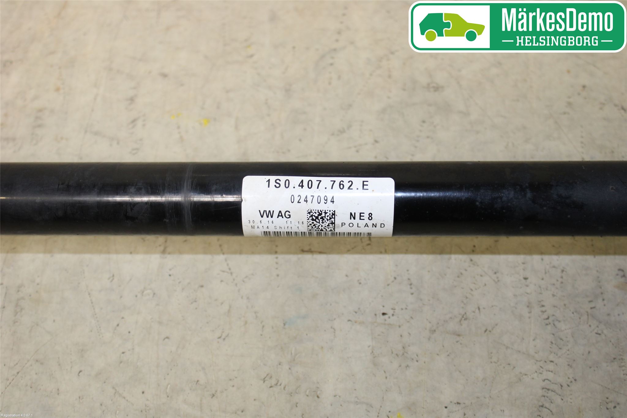Volkswagen VW UP! / E-UP! Drivaxel Fram Höger
