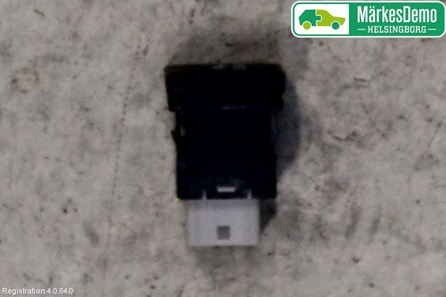 Mitsubishi OUTLANDER 13-21 Strömställare Parkeringshjälp