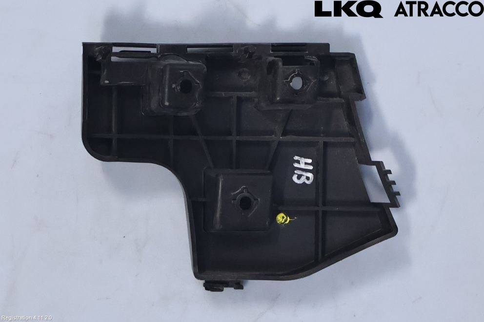 Volvo V60 11-13 Stötfångarfäste Bak Hö