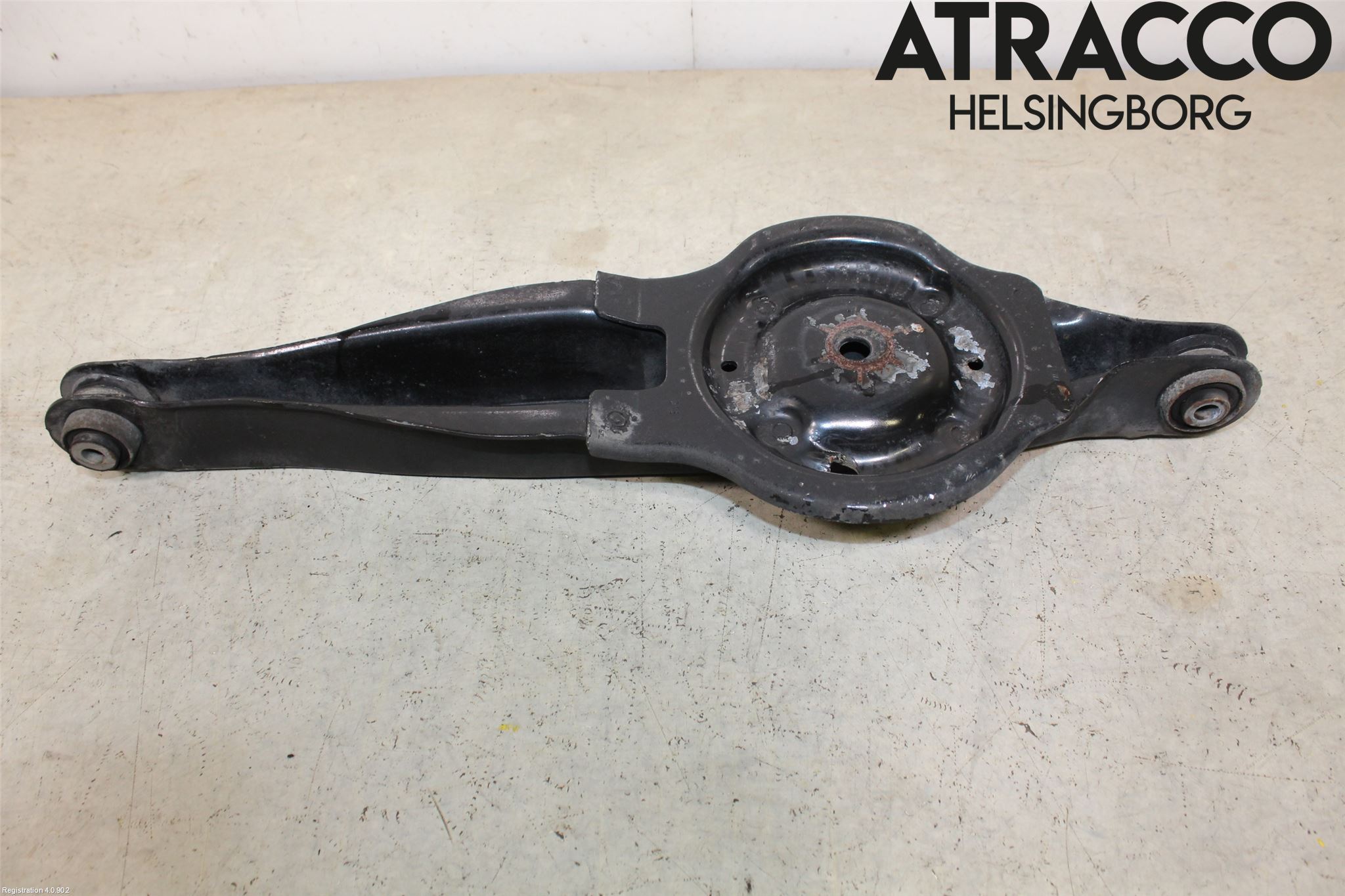 Volvo S60 CROSS COUNTRY 16-19 Bärarm Bak Höger