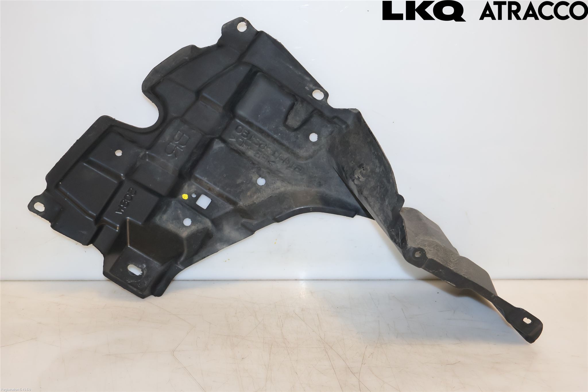 Toyota VERSO-S 11-16 Hasplåt Plåt-Plast