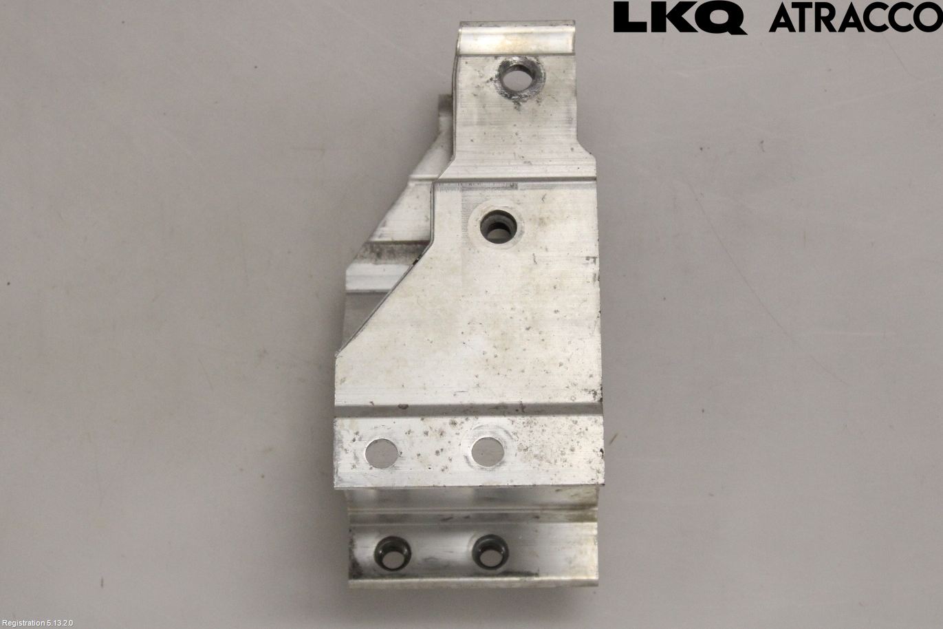 BMW 5 G30/G31/F90 17-23 Kylarfäste-Ram-Balk