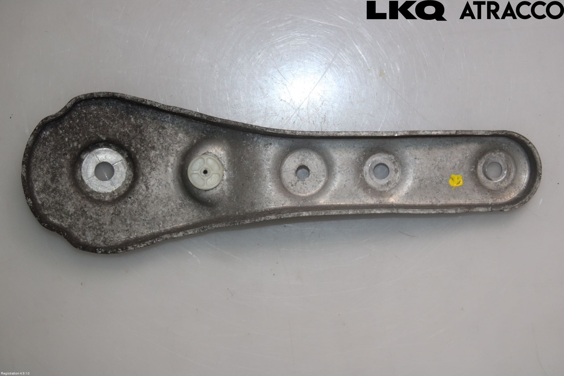 BMW 7 G11/G12 15-22 Bakaxel Fäste