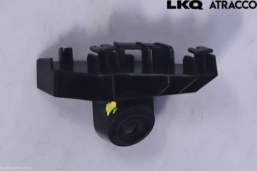 Toyota AURIS 13-19 Stötfångarfäste Bak Vä