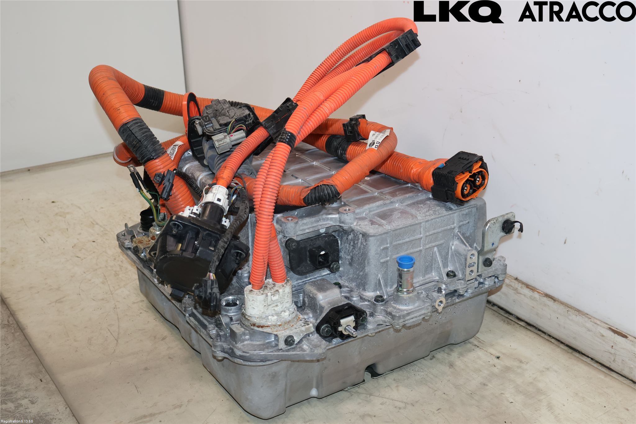 Nissan LEAF 18- Converter