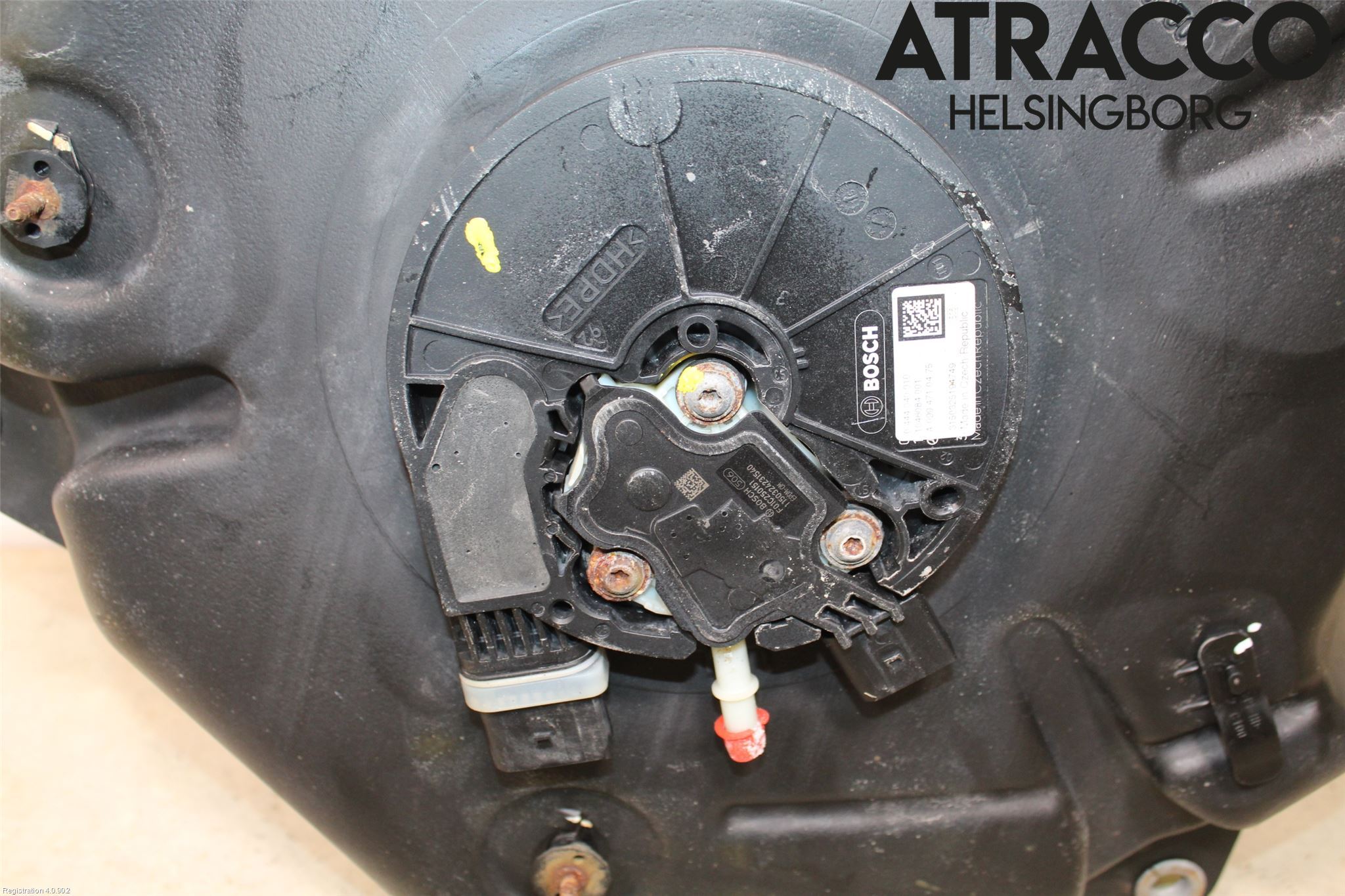 Mercedes-Benz MB E-KLASS (W212) 09-16 Adblue Tank