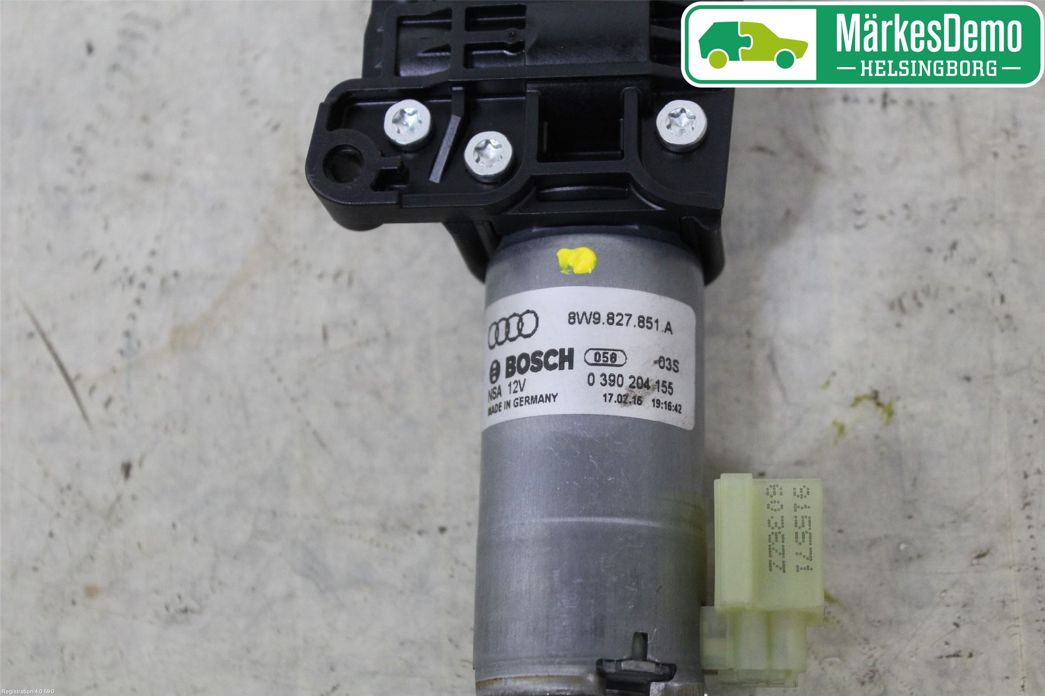 Audi A4/S4 B9 16-19 Bakluckeöppnare Automatisk