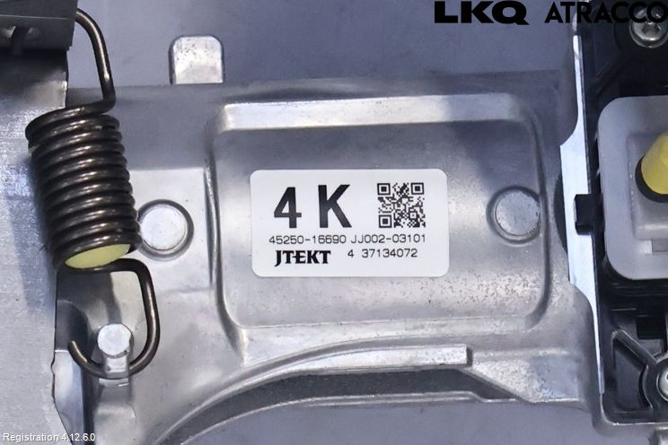 Toyota COROLLA CROSS XG10 22- Rattaxelagg Med Inb Servo