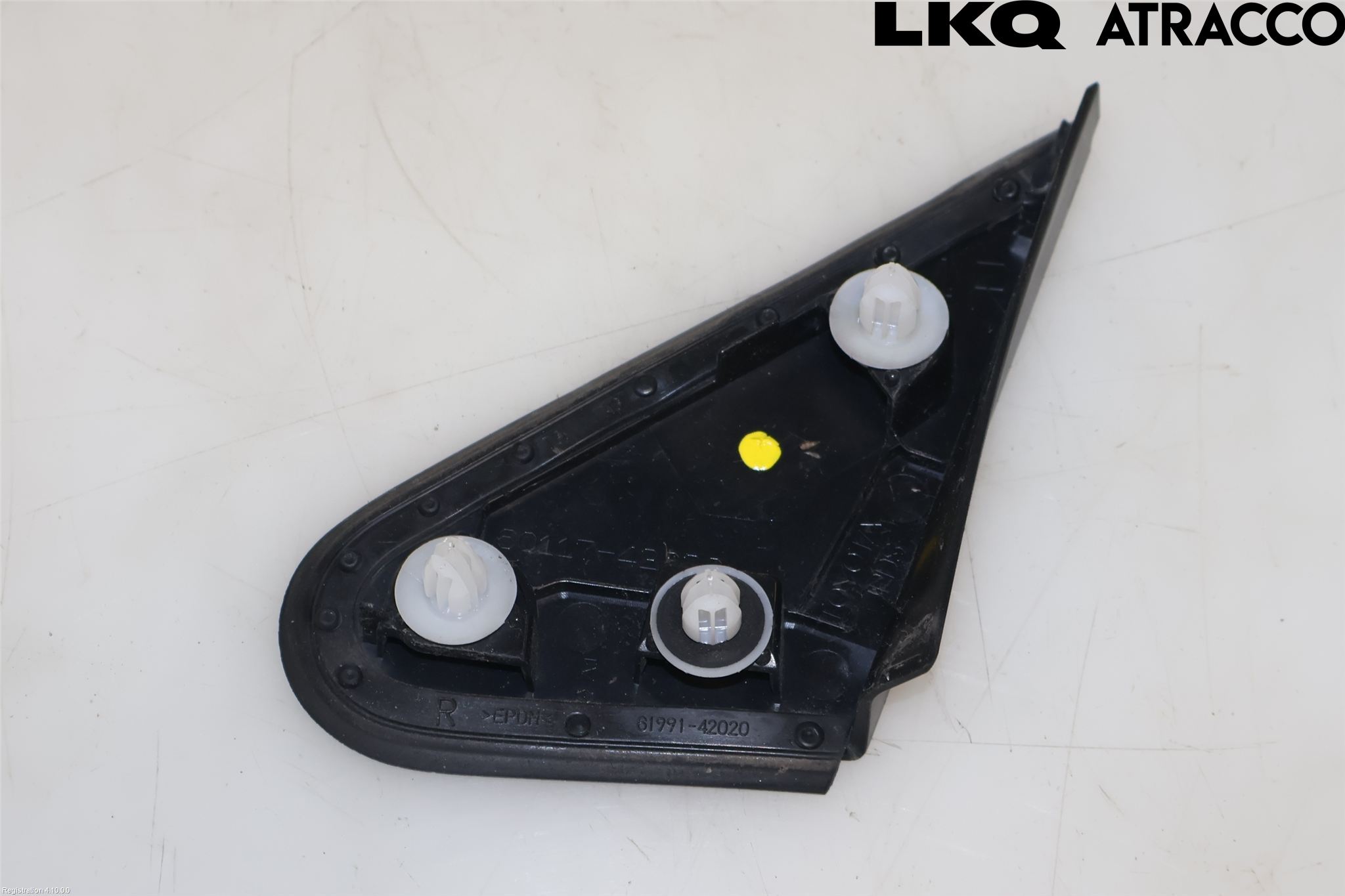 Toyota RAV4 13-18 Skärm Hörn Utfyllnad Fram