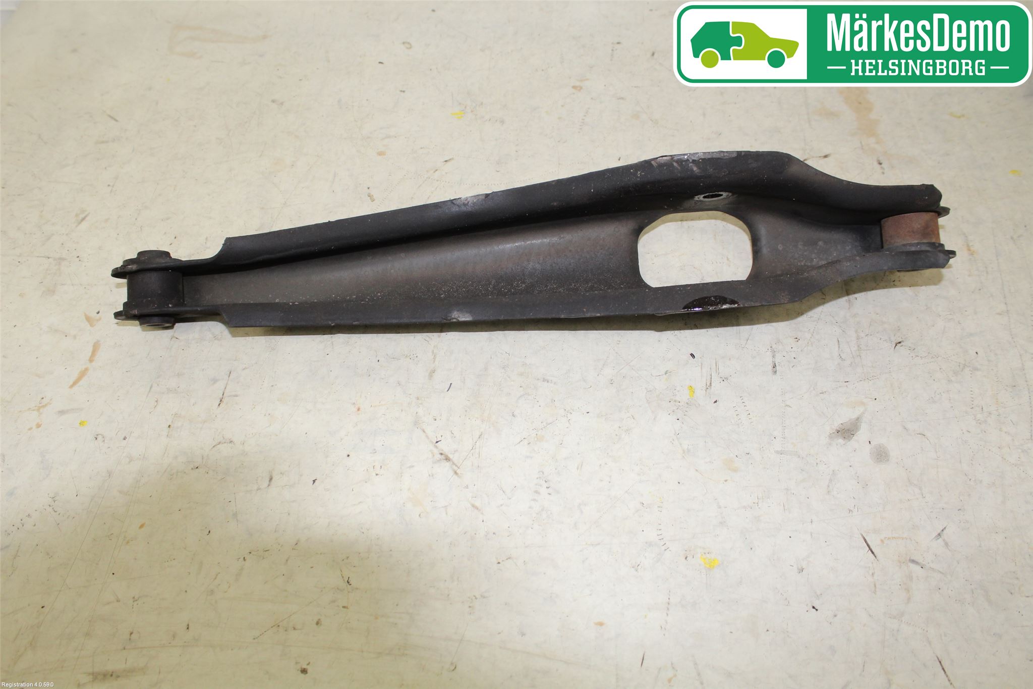 Mitsubishi OUTLANDER 13-21 Bärarm Bak Vänster