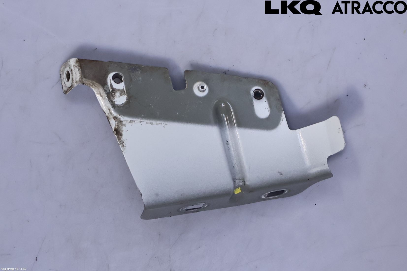 Nissan NV400 12-24 Skärmfäste Fram Hö