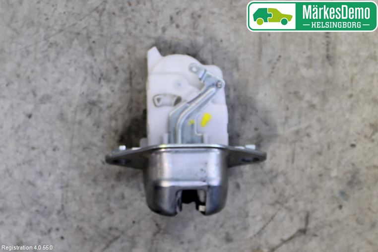 Subaru OUTBACK 10-15 Låskista Baklucka