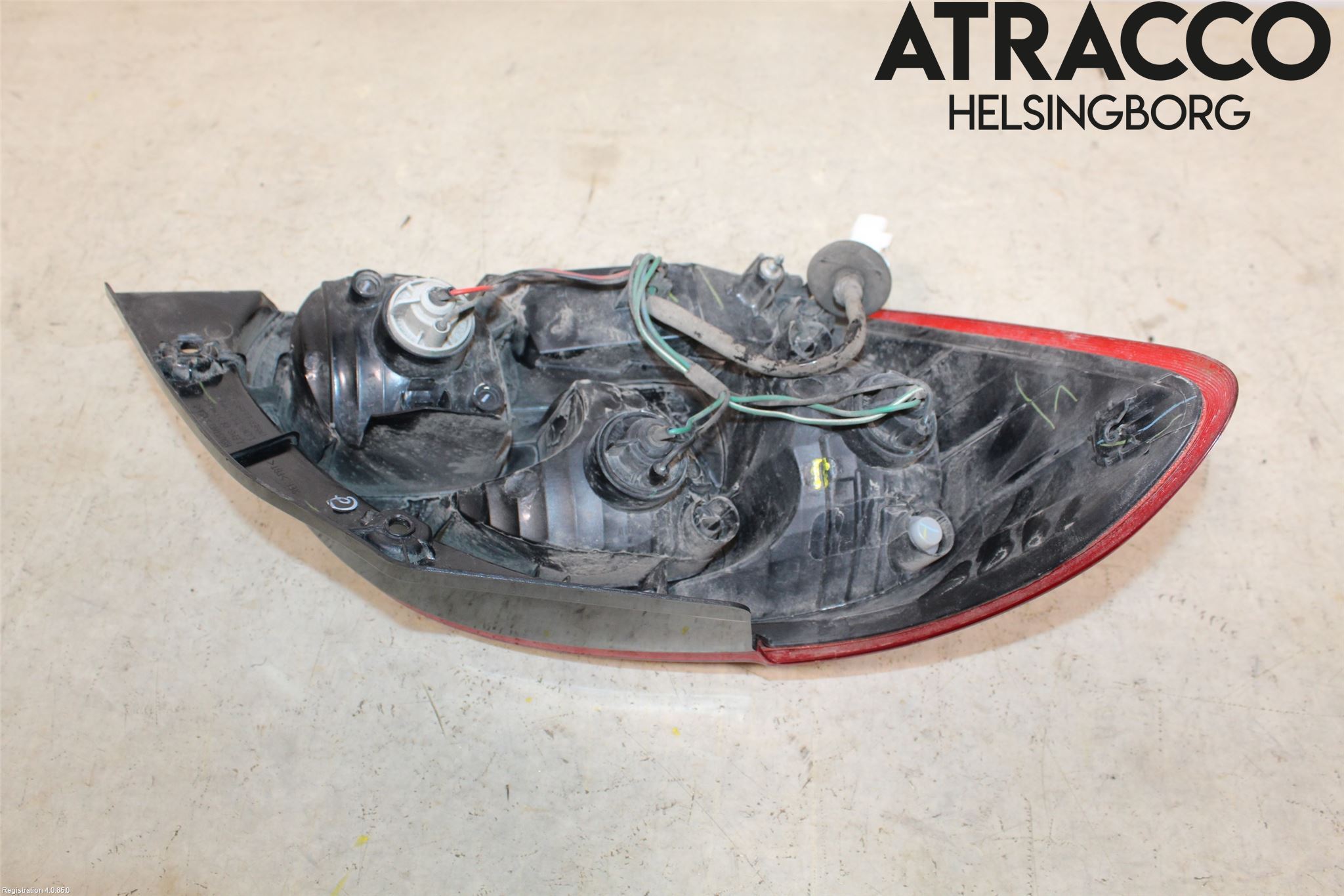 Mitsubishi SPACE STAR 13- Bakljus Höger