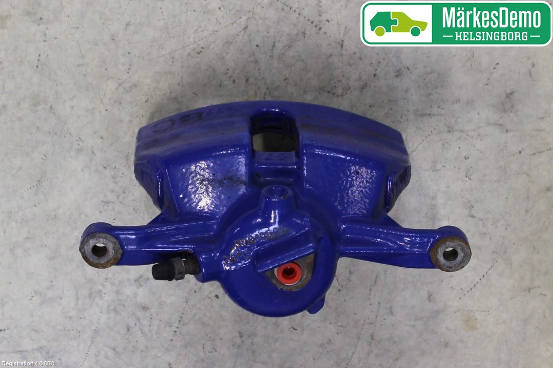 Volkswagen VW PASSAT 15-19 Bromsok Fram Vänster