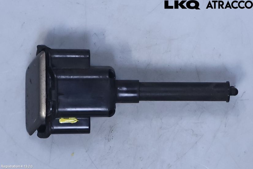 Toyota AURIS 13-19 Spolarmunstycke Strålkastare