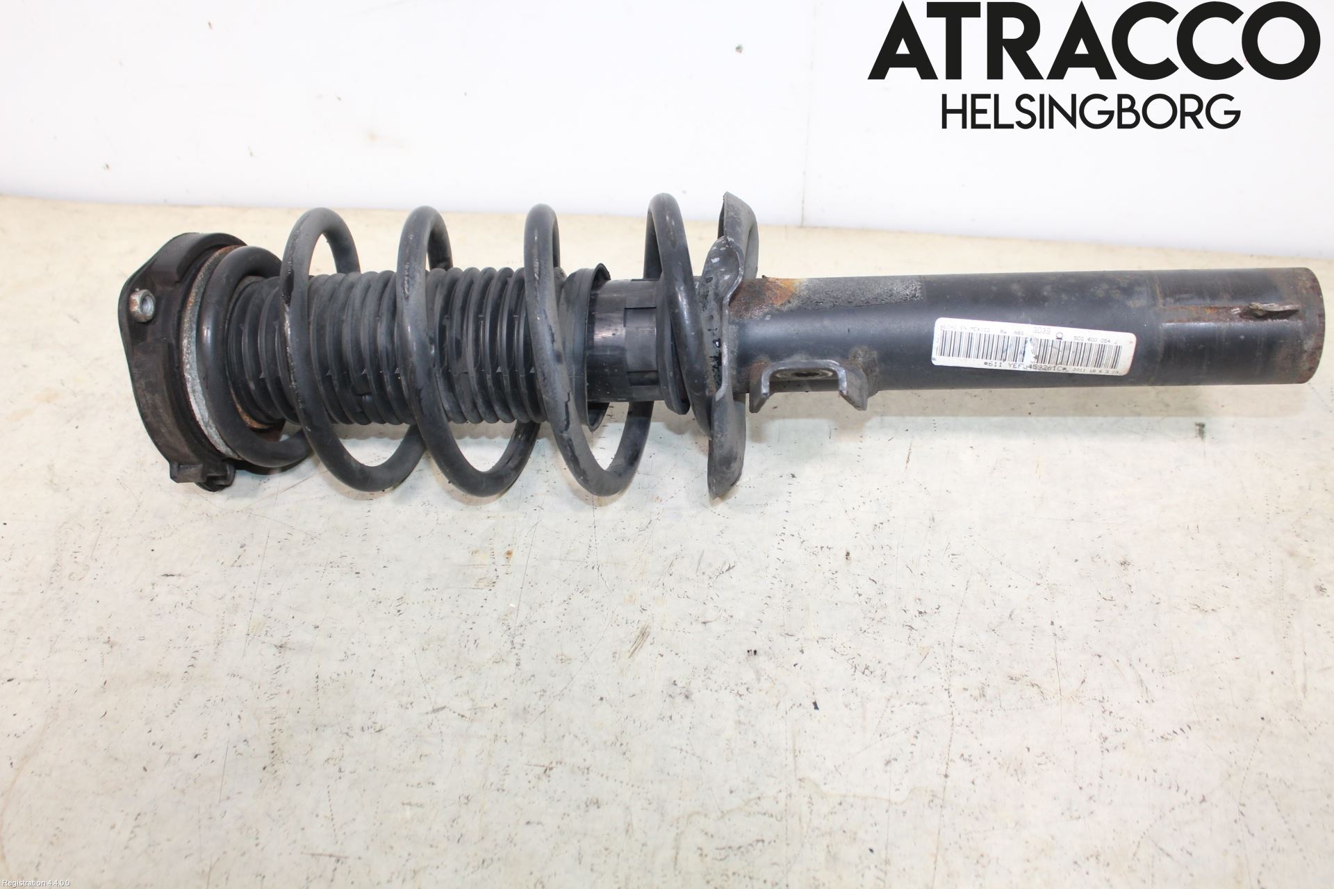 Volkswagen VW JETTA VI 11- Fjäderben Fram Höger