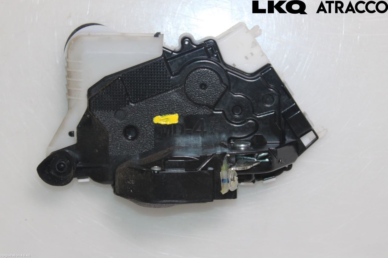 Toyota YARIS XP130 12-14 Centrallåsmotor Höger