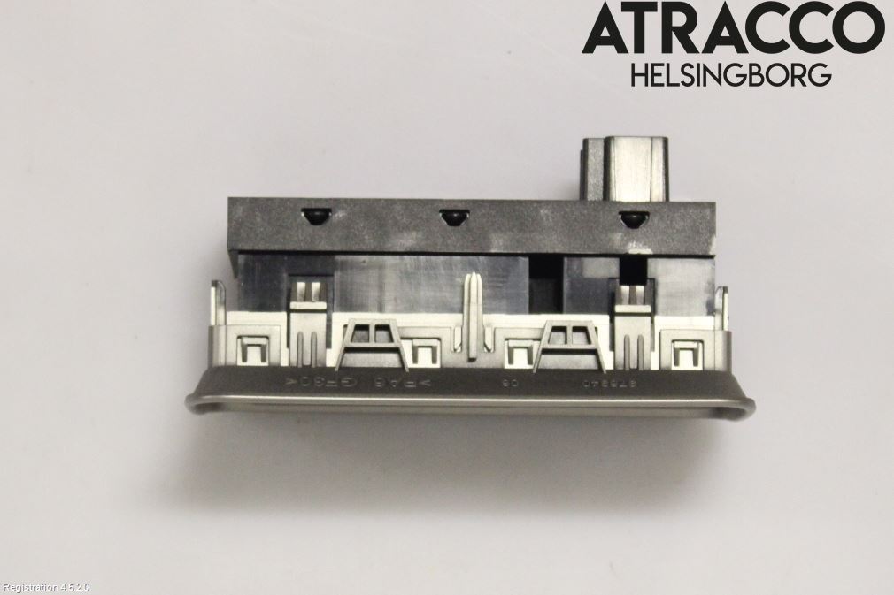 Jaguar XF 08-15 Strömställare Baklucka