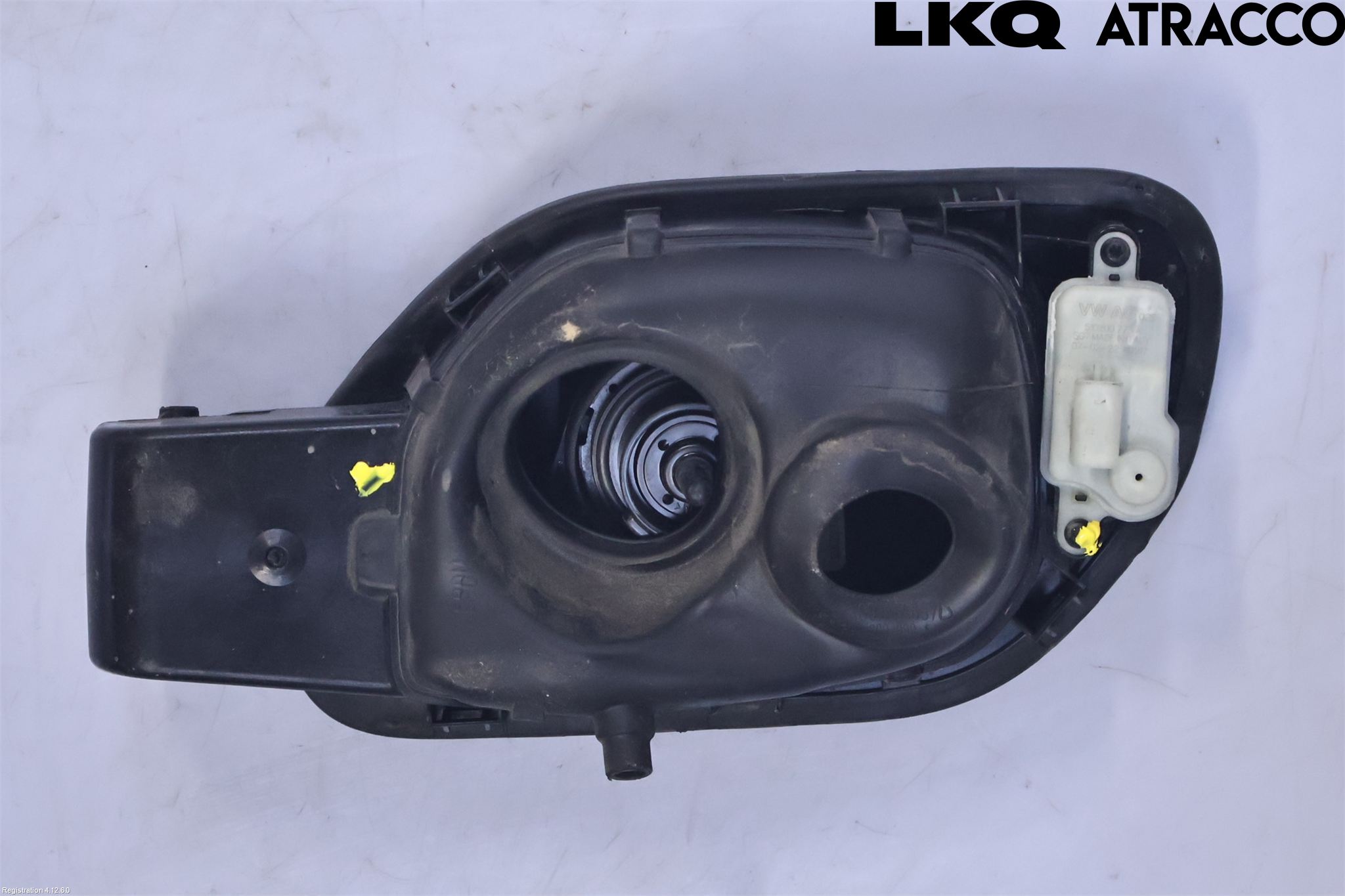Volkswagen VW PASSAT 15-19 Tanklucka
