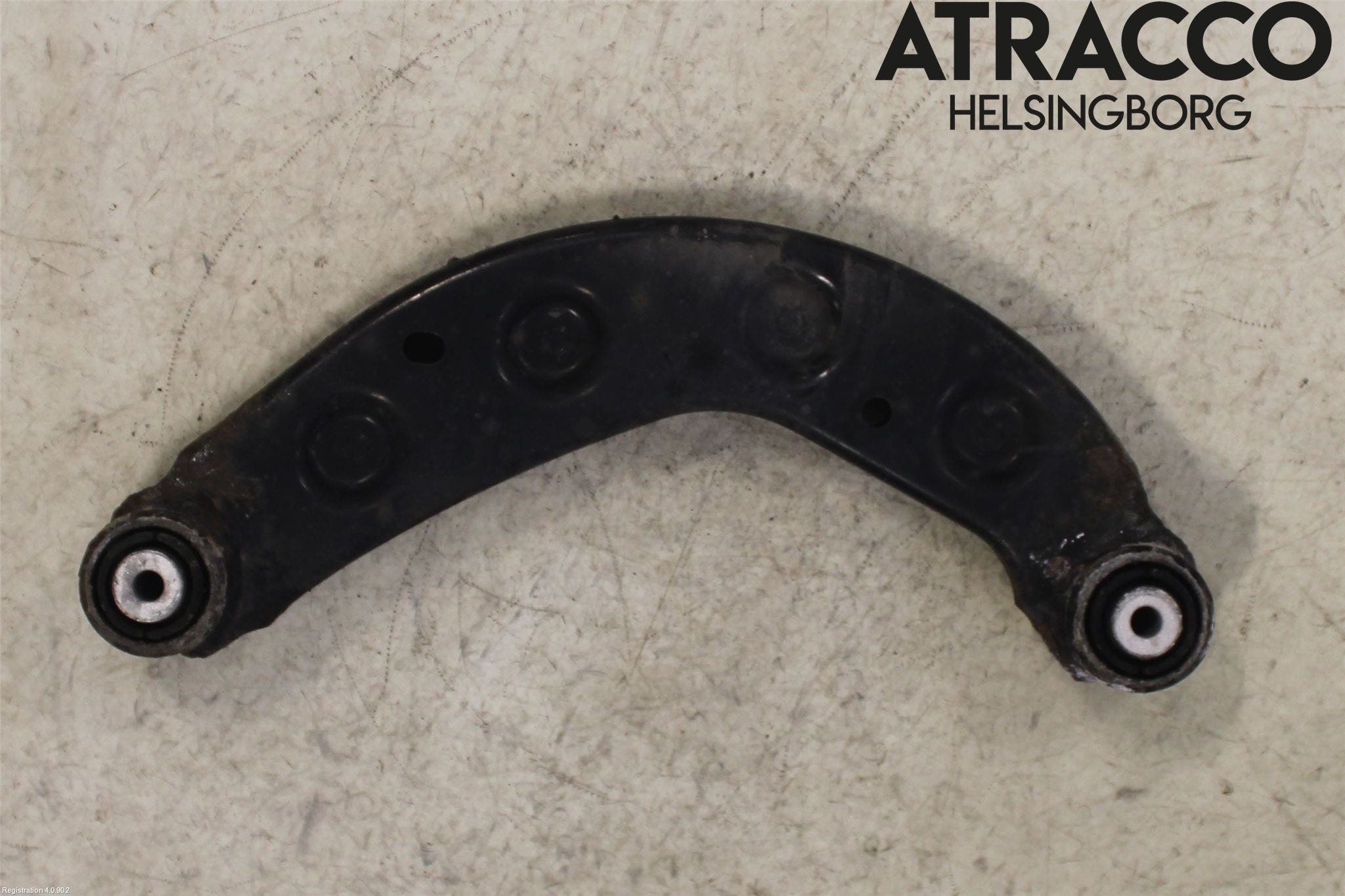 Volvo V90 17->> Bärarm Bak Övre Höger