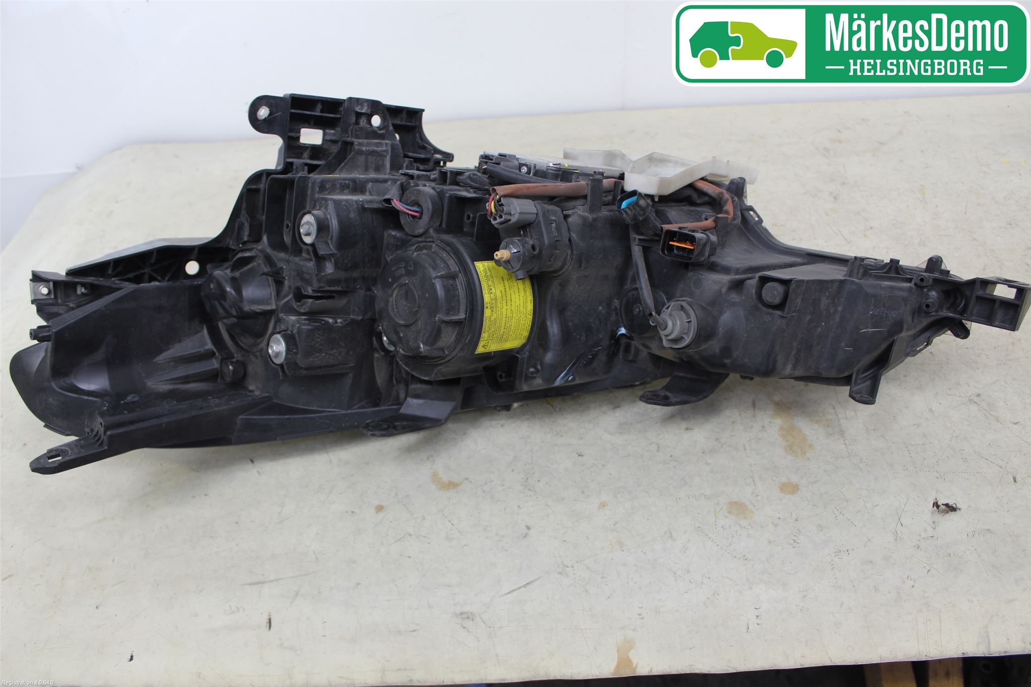 Citroen C-CROSSER Strålkastare Höger